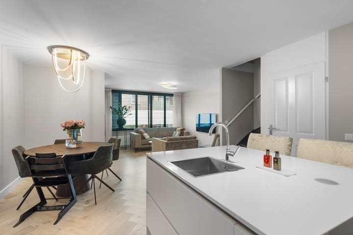 Photo 18 of Vossenstraat 98