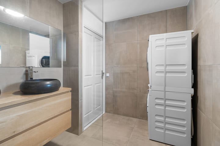 Photo 36 of Vossenstraat 98