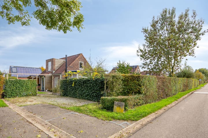 Photo 3 of Bronsbergen 25-R109