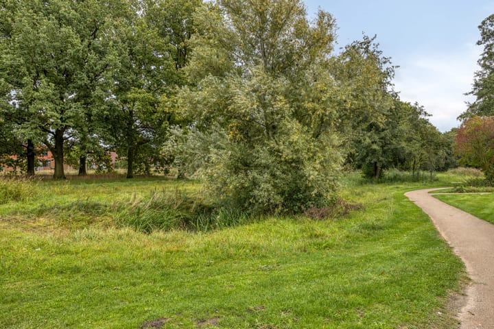 Photo 31 of Zeeltstraat 2