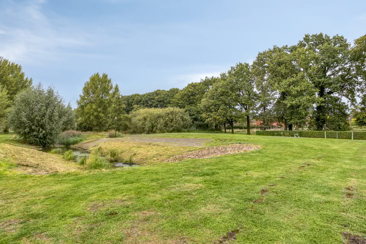 Photo 32 of Zeeltstraat 2