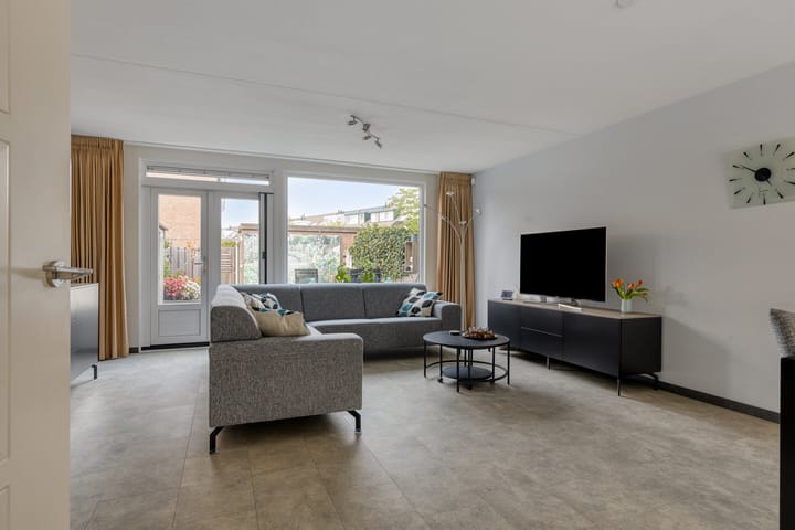 Foto 8 van Basalt 46