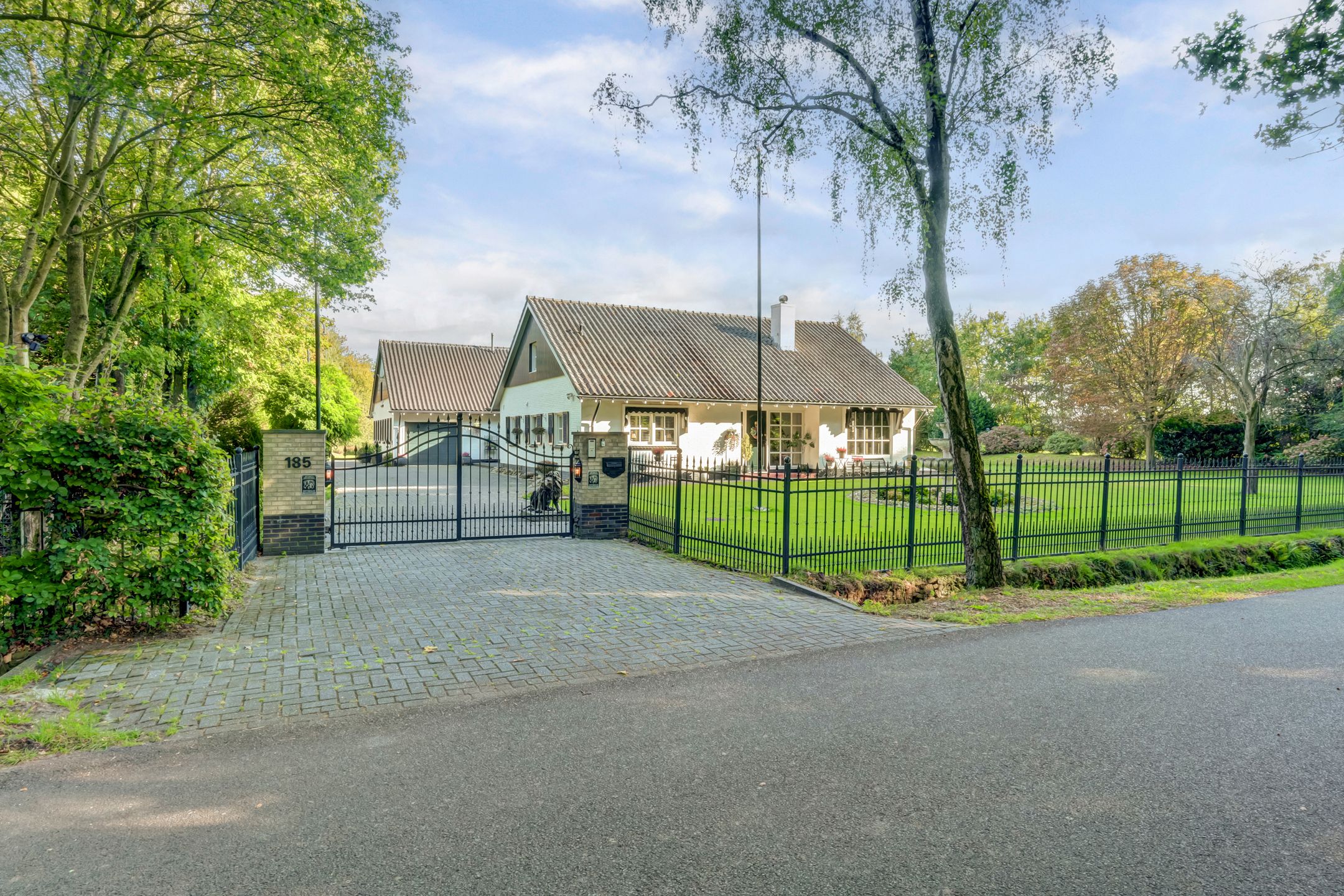 Allemansveldweg, 185, Enschede, 7536PE, Overijssel, Nederland 185