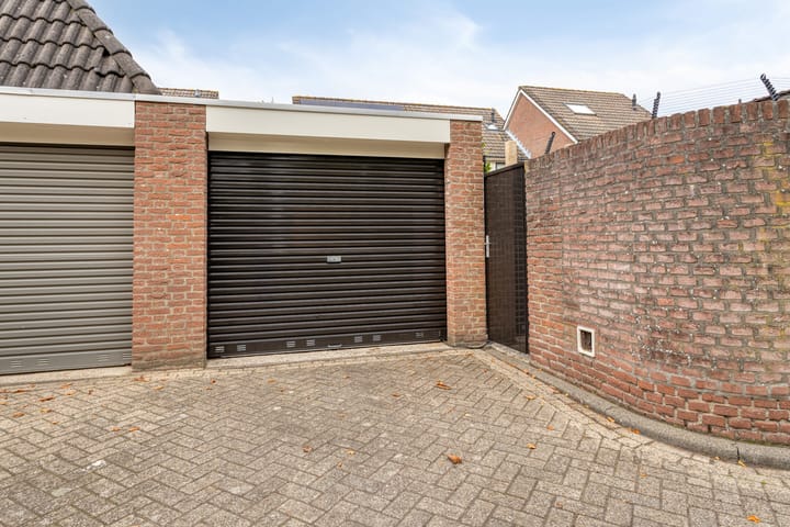 Photo 45 of Schoolstraat 20