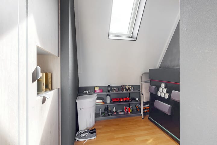 Foto 15 van Heemskerkerweg 4