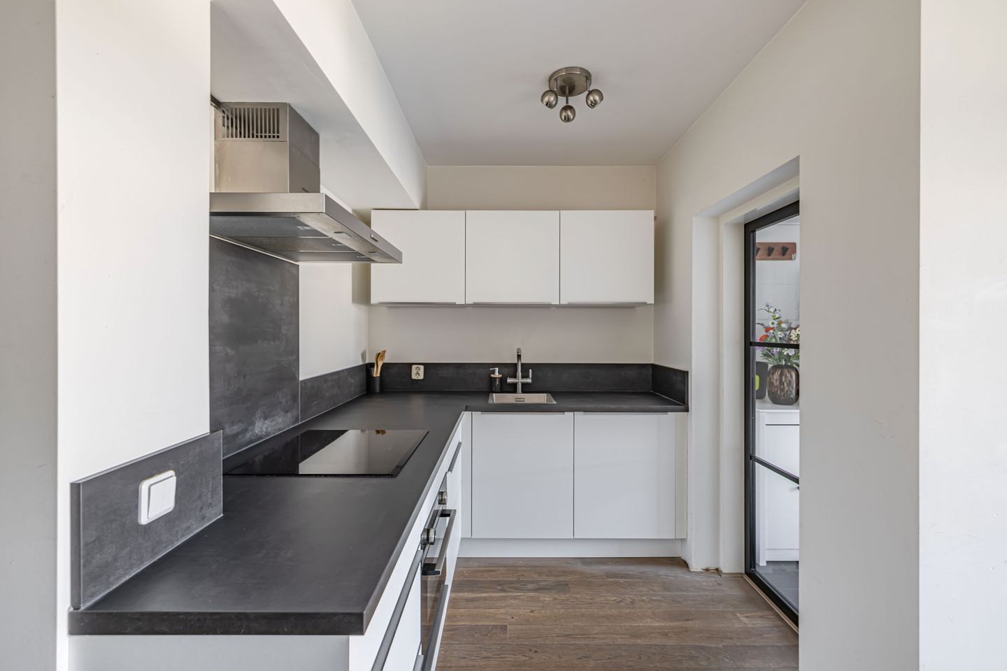 Photo 19 of Beuninge 68