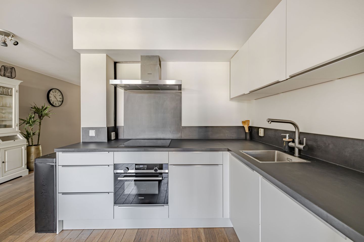 Photo 20 of Beuninge 68