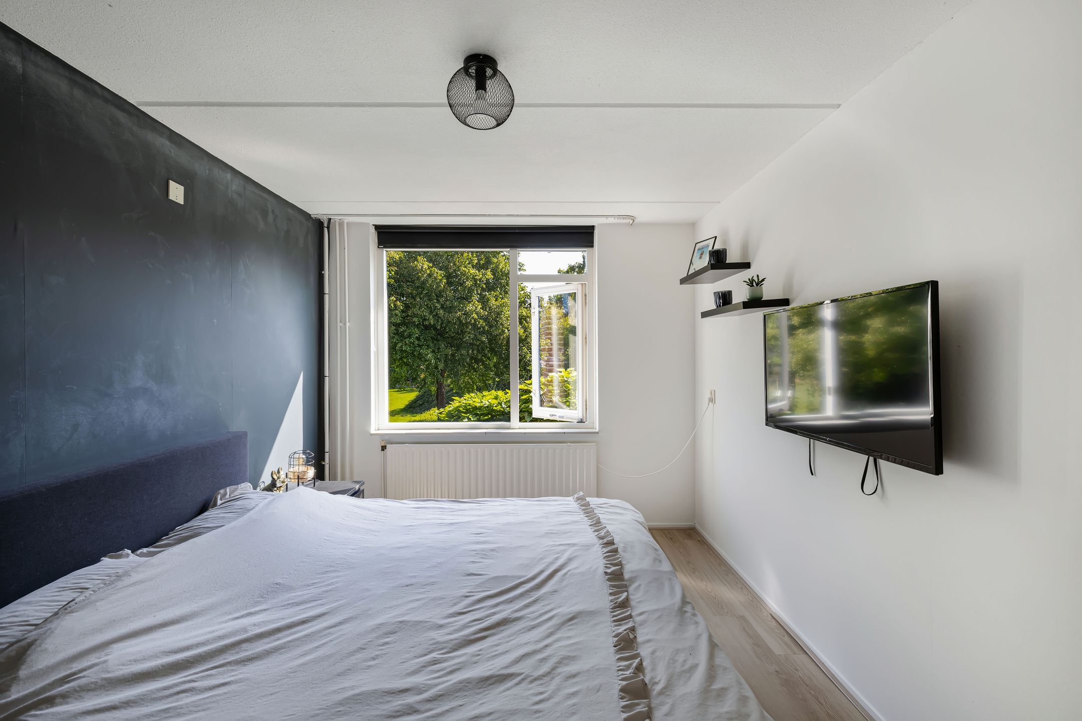 Photo 24 of Beuninge 68