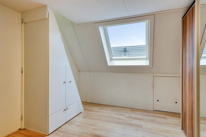 Foto 29 van Rosep 12