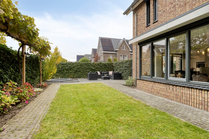 Foto 32 van Rosep 12