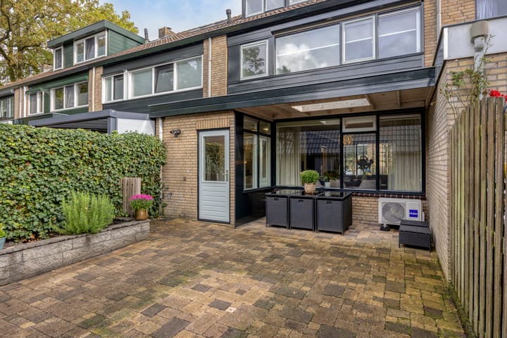 Foto 24 van Putterstraat 8