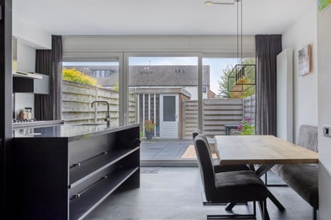 Vronen 4 tertiary image