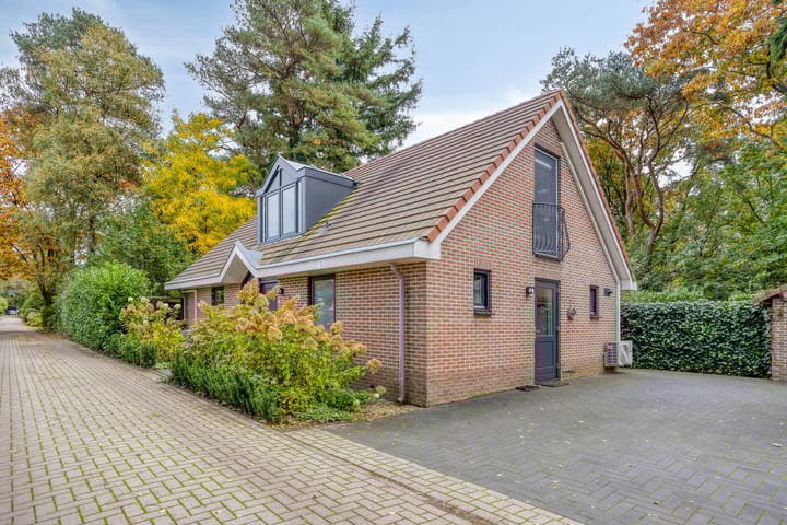 Photo 3 of Korhoenlaan 1-178