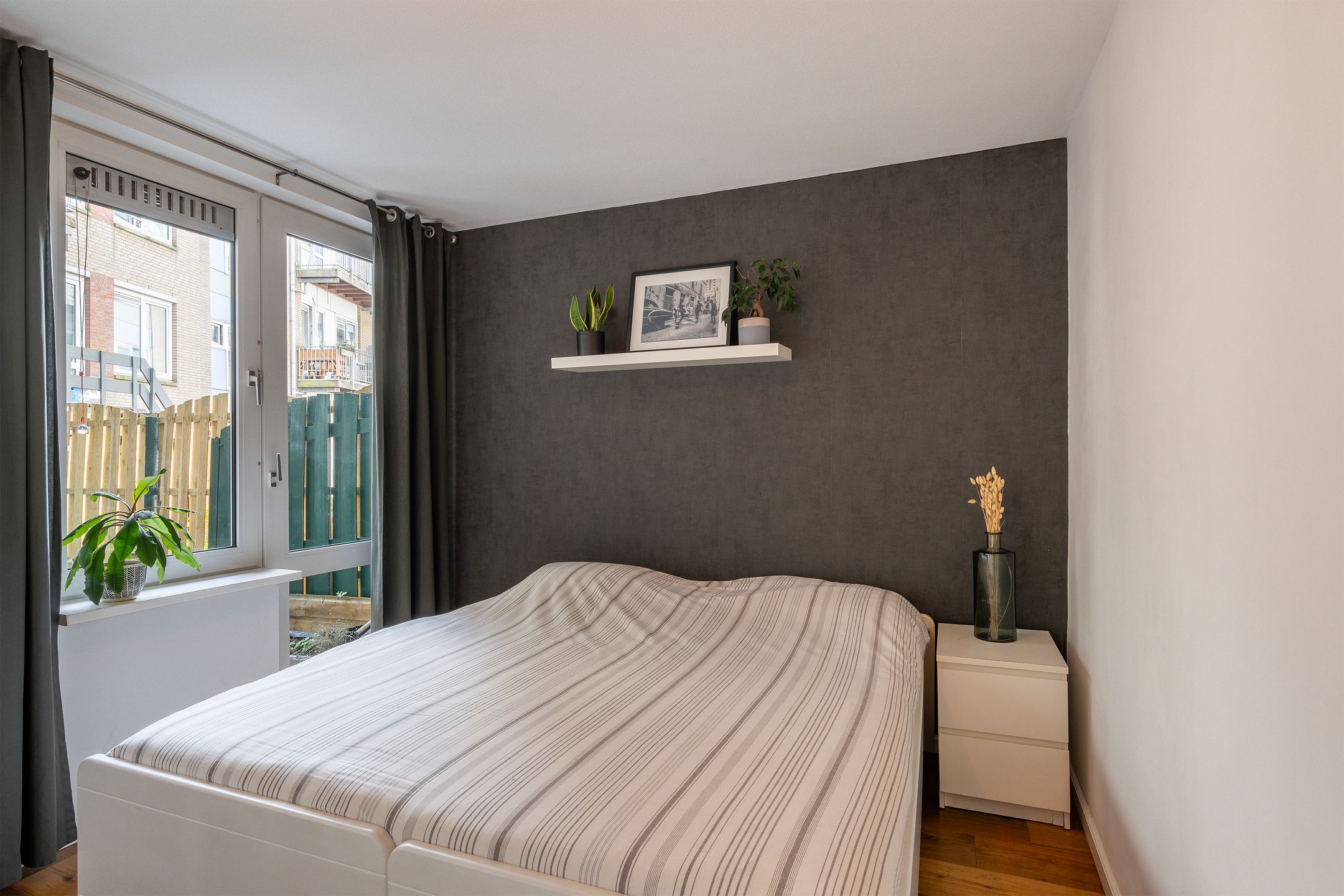 Foto 12 van Veerlaan 24-A