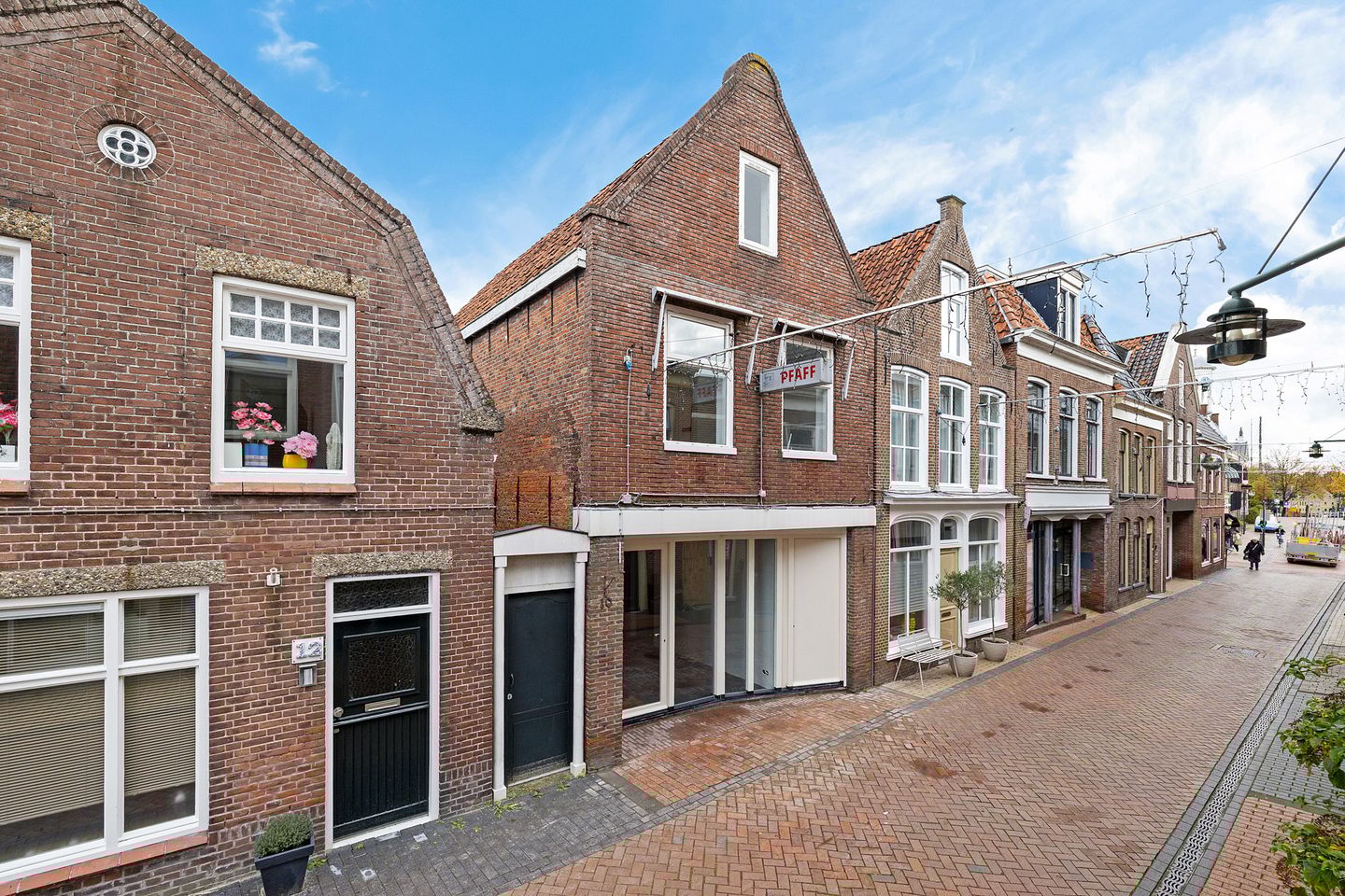 Bekijk foto 1 van Nauwstraat 10