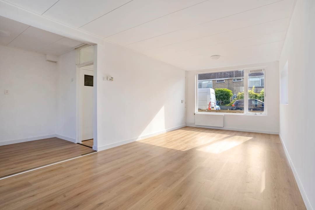 Photo 2 of Kadoelenstraat 18