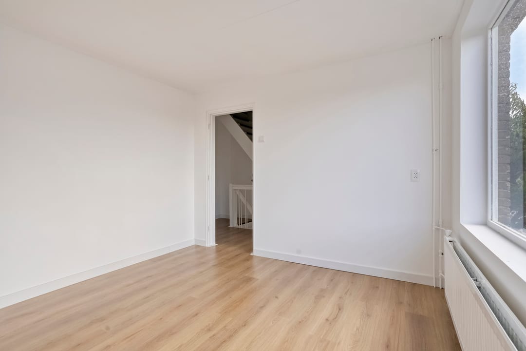 Photo 16 of Kadoelenstraat 18