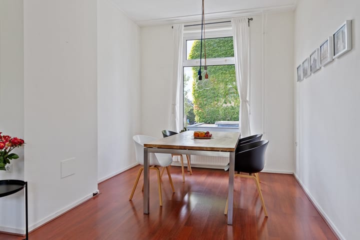 Foto 19 van Douwes Dekkerstraat 20