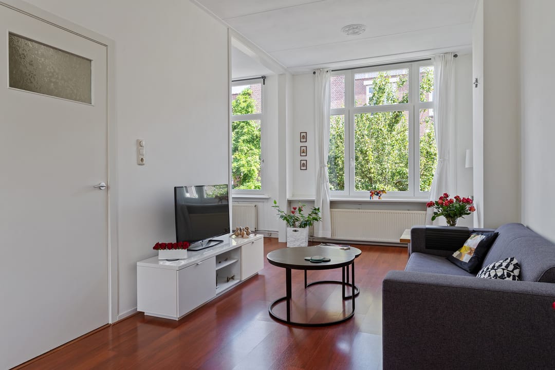 Photo 13 of Douwes Dekkerstraat 20