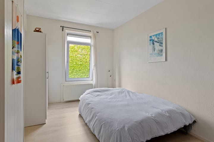 Foto 33 van Douwes Dekkerstraat 20