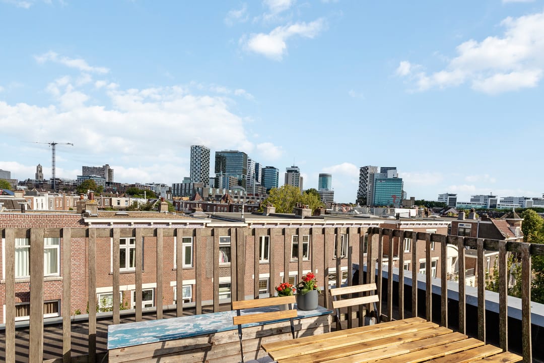 Photo 38 of Douwes Dekkerstraat 20