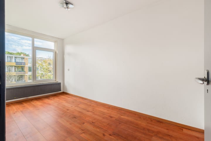 Photo 19 of Van Ostadelaan 124