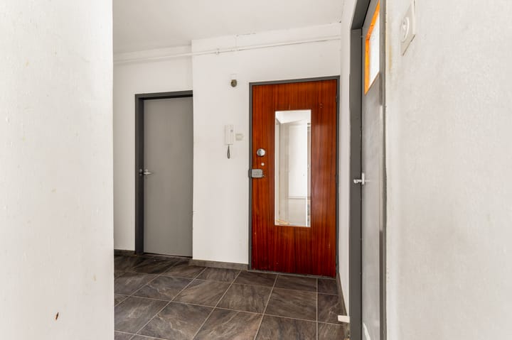 Photo 23 of Van Ostadelaan 124