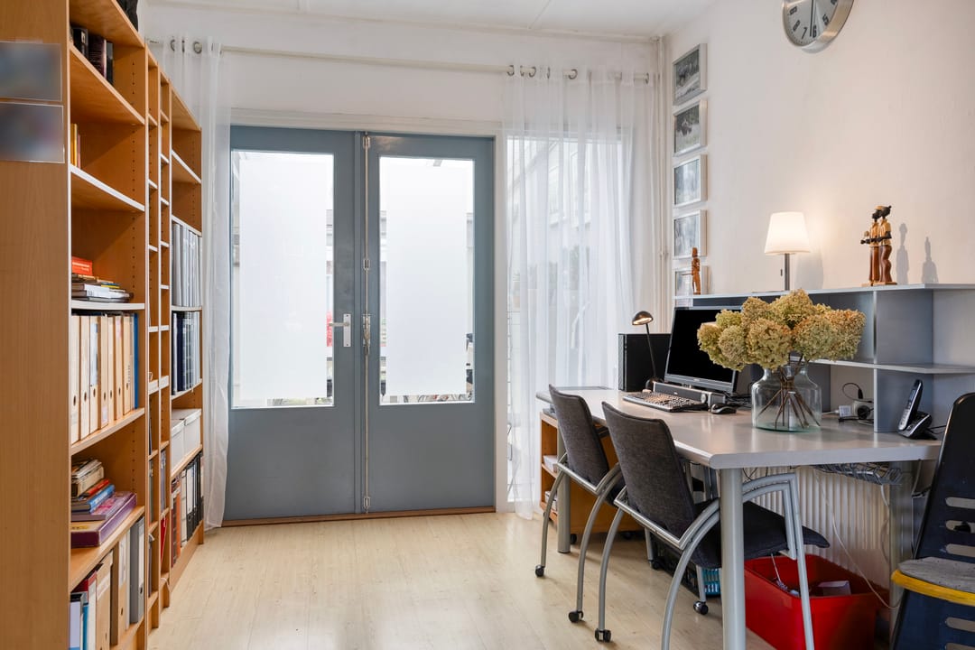 Foto 11 van van Ostadestraat 27