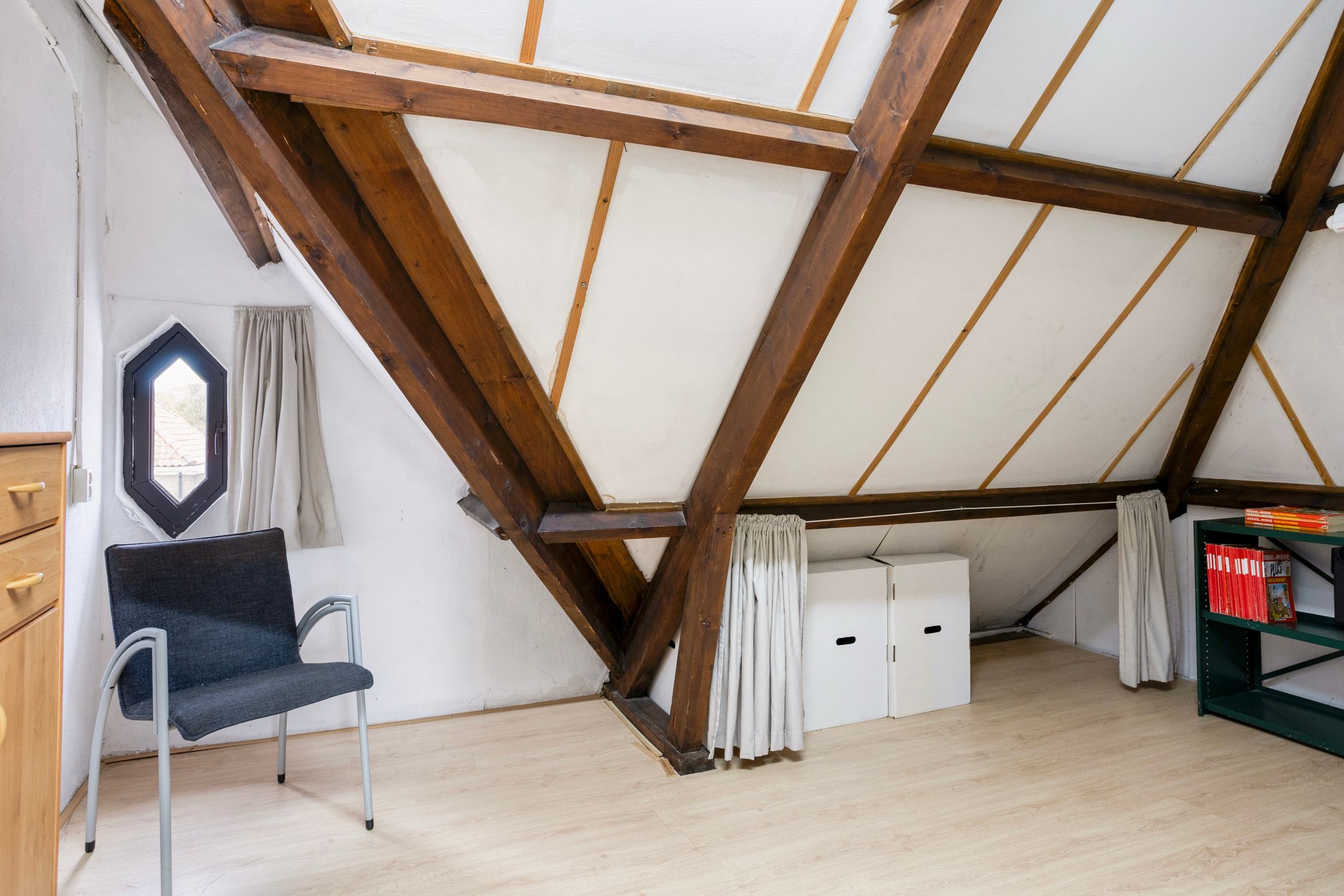 Foto 24 van van Ostadestraat 27