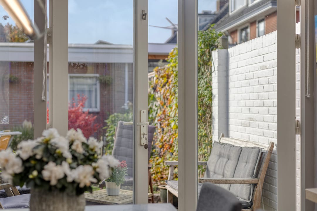 Foto 17 van van Ostadestraat 27