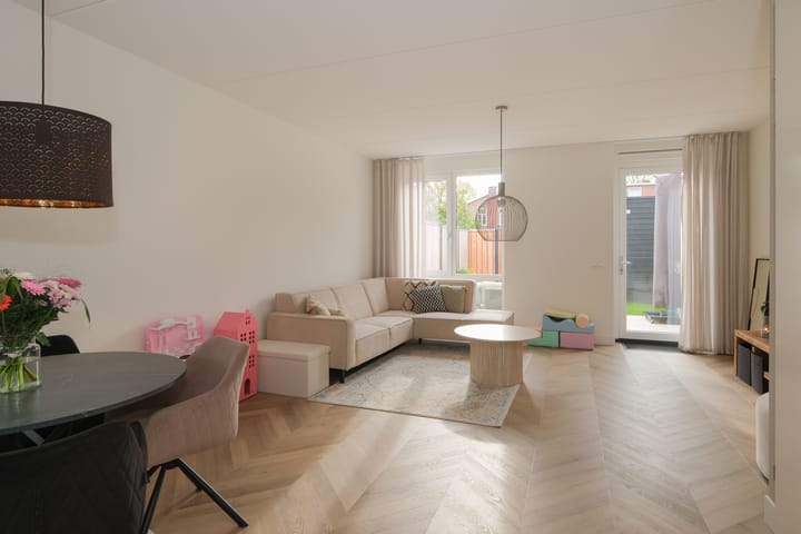 Photo 1 of Kroesestraat 10