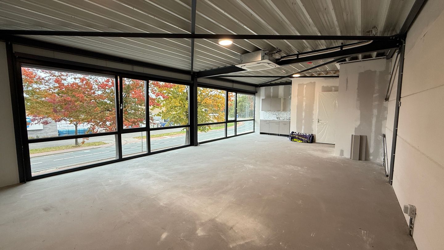 View photo 5 of John F. Kennedylaan 40