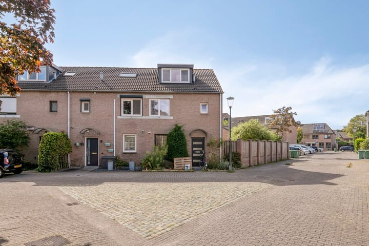 Photo 3 of Veldmoeren 6