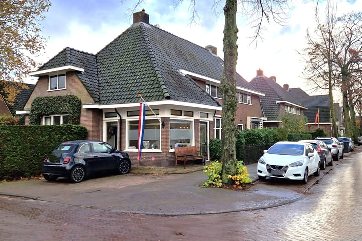 Zeeweg 62, Huizen