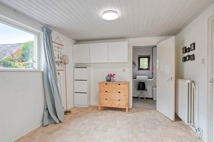 Photo 17 of Burgemeester Bouwensweg 6