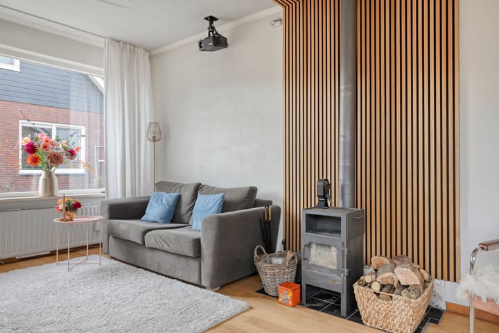 Photo 10 of Burgemeester Bouwensweg 6