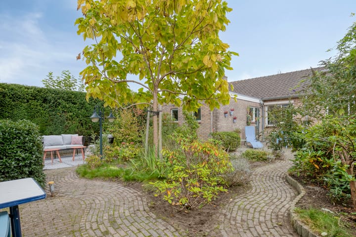 Photo 32 of Burgemeester Bouwensweg 6