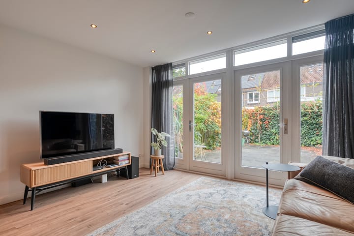 Foto 9 van Oosterstraat 15