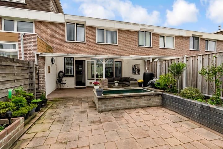 Photo 32 of Terneuzenstraat 10