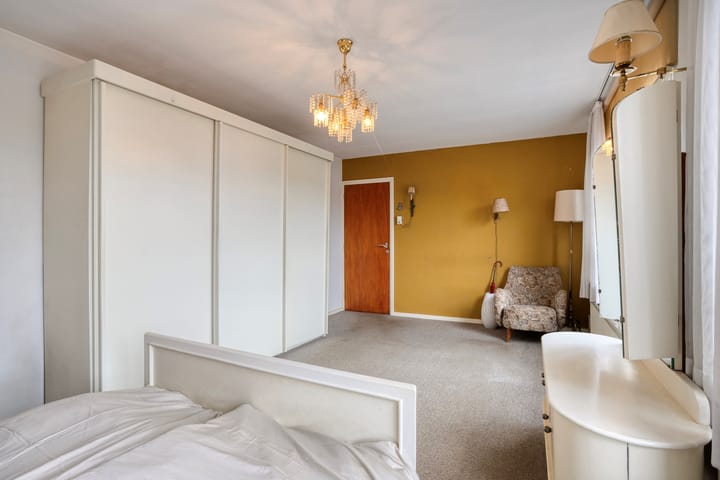 Photo 17 of Graaf van Bronkhorststr 11