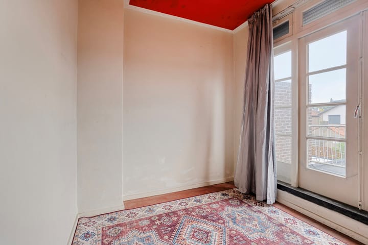 Photo 20 of Graaf van Bronkhorststr 11