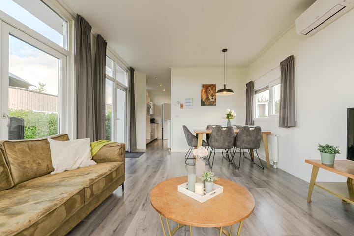 Photo 16 of Valkenburgerweg 128-V216