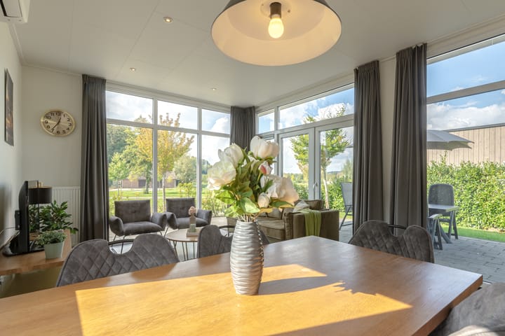 Photo 33 of Valkenburgerweg 128-V216