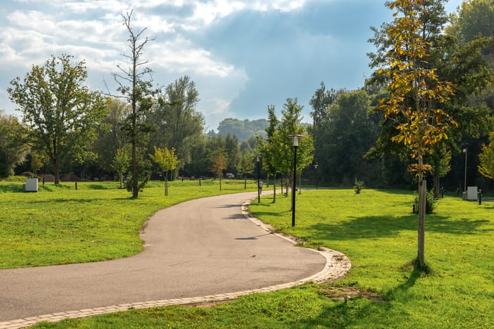 Photo 36 of Valkenburgerweg 128-V216