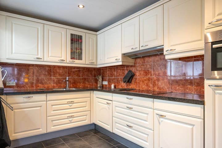 Foto 15 van Dokter Hillenlaan 5