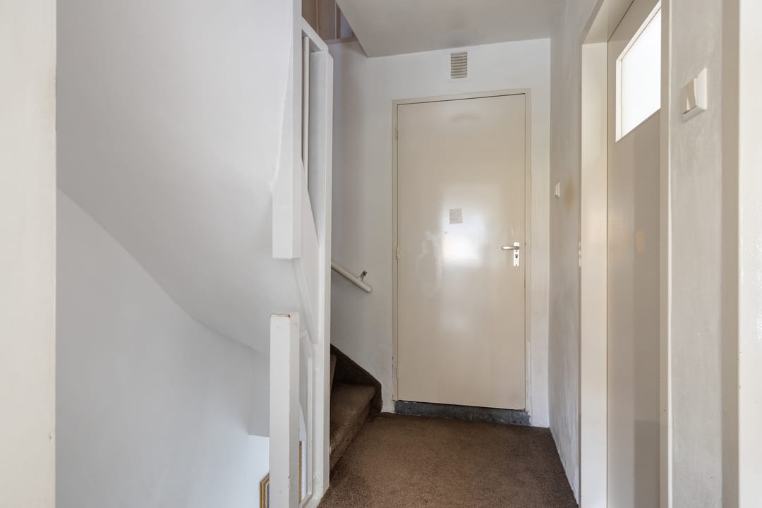 Photo 16 of Adelaertstraat 25