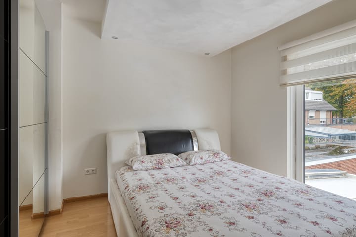 Foto 17 van Adelaertstraat 25