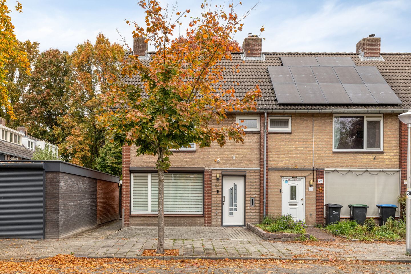 Photo 29 of Adelaertstraat 25