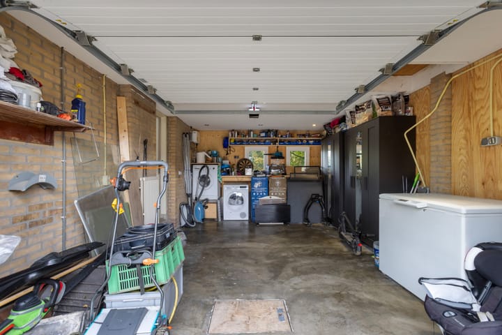 Photo 35 of Europalaan 4