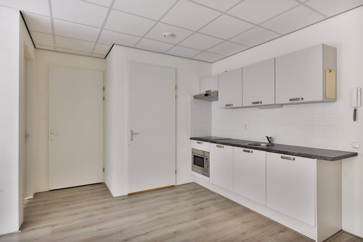 Foto 12 van Waterloolaan 1-18